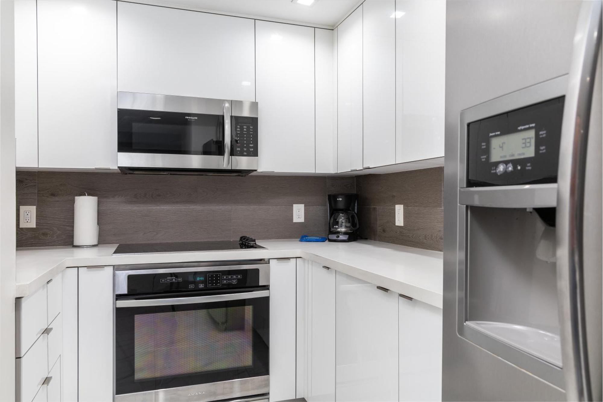 Luxury Two Bedroom Suite Balcony,1698851310:JPEG