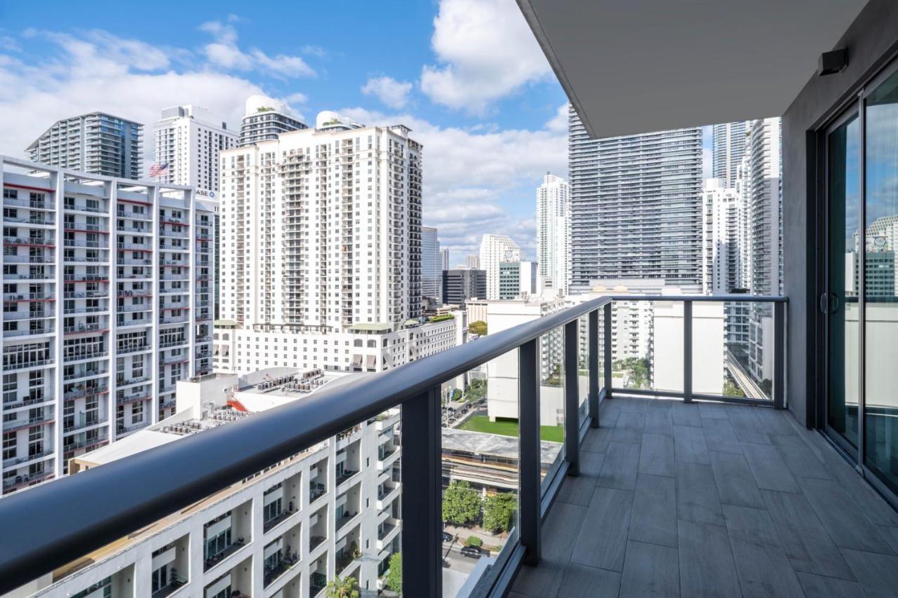One Bedroom King Suite with ADA Accessible Shower - Sofa Bed and BalconyNon-Smoking