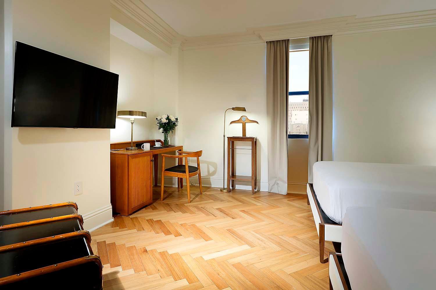 Connected Rooms