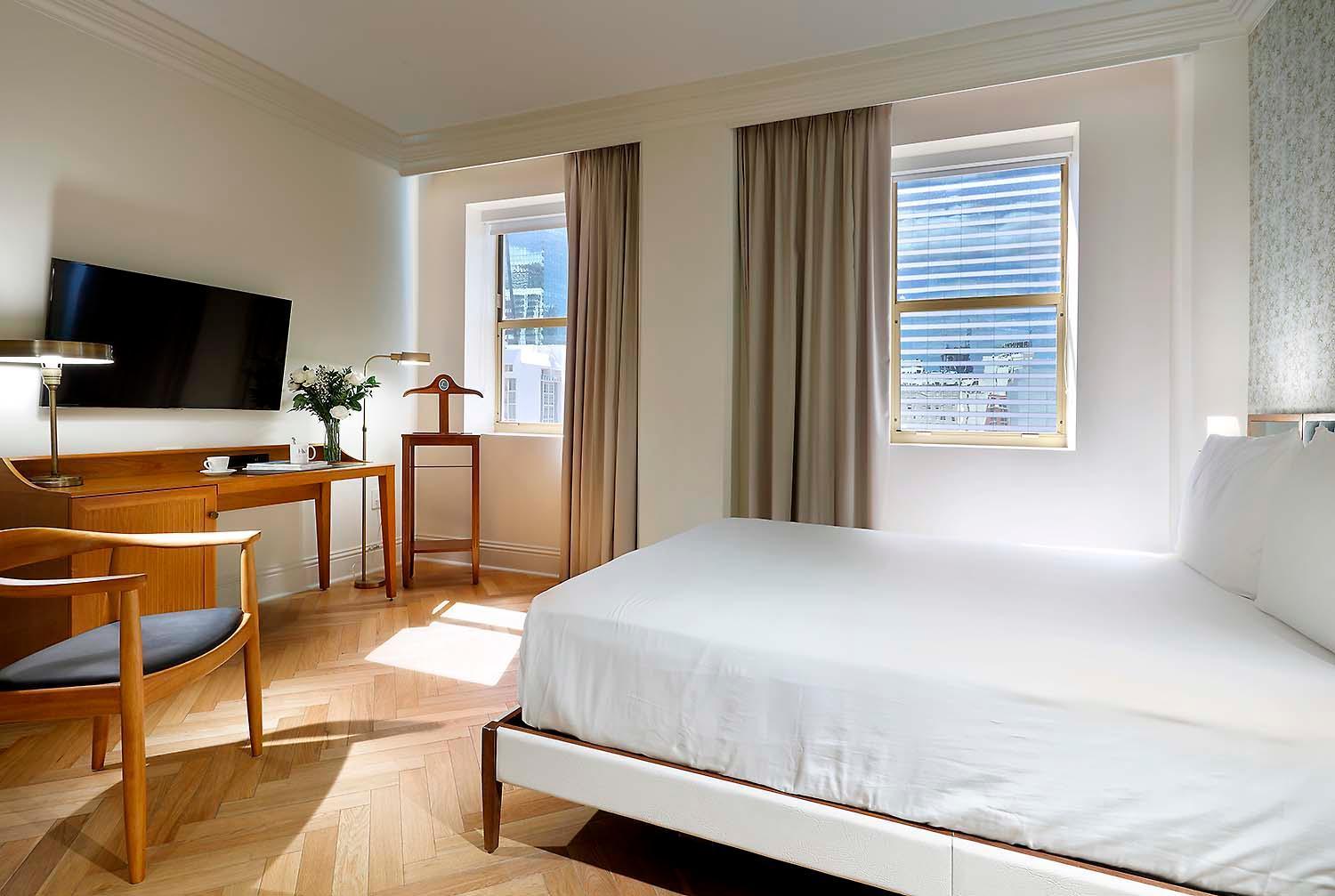 Connected Rooms