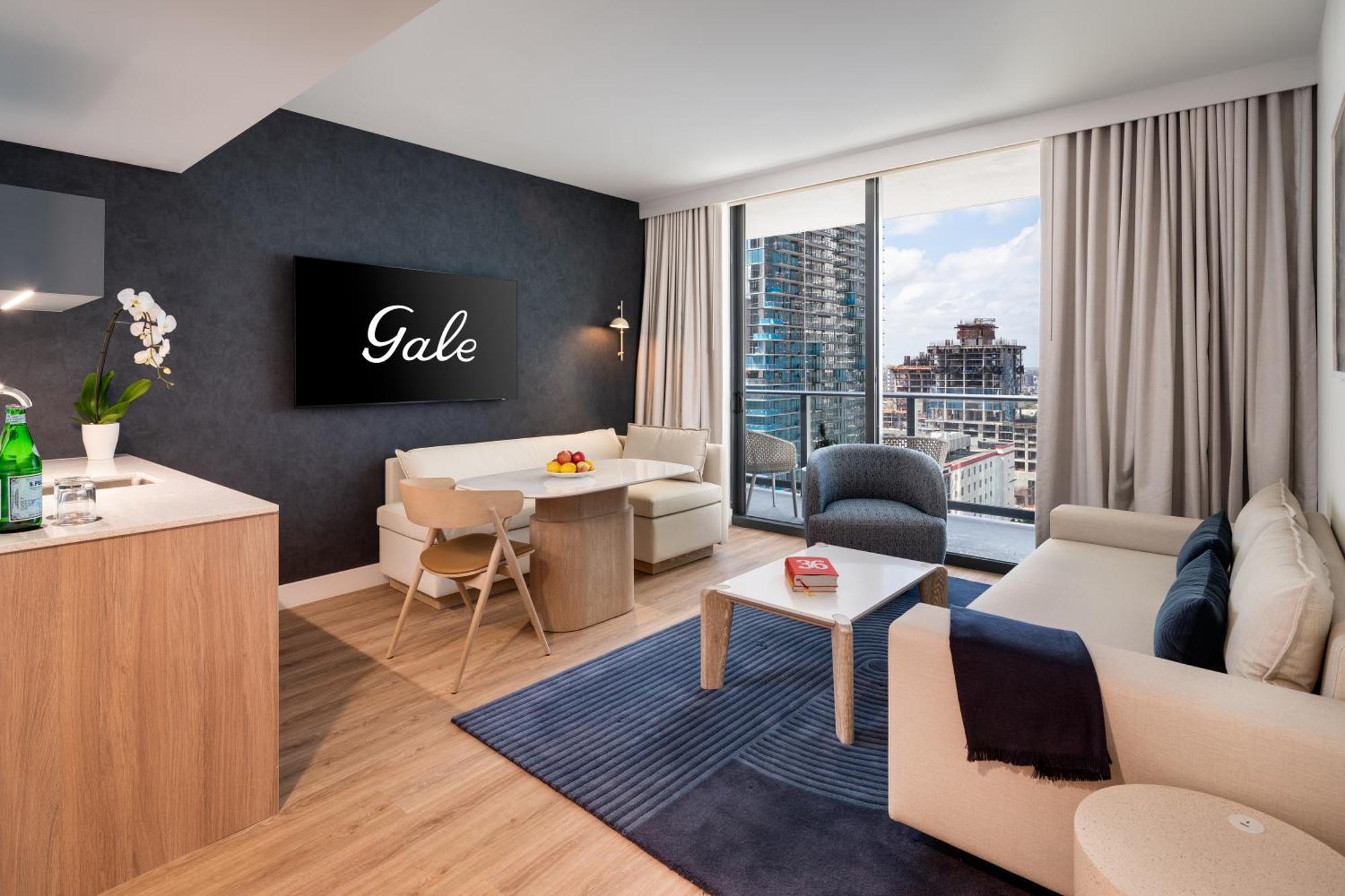 City view One Bedroom Suite Two Beds
