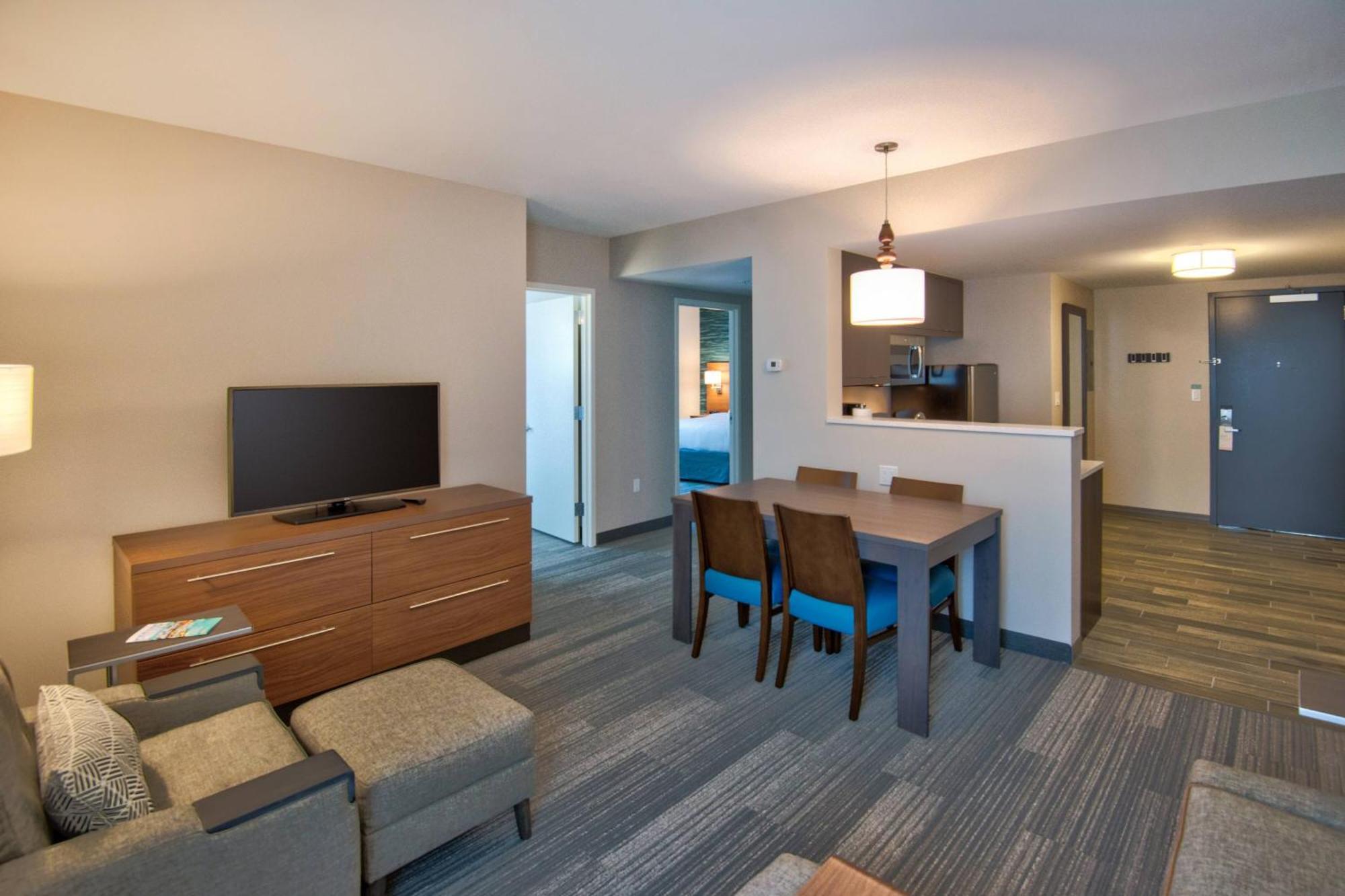 Two-Bedroom Suite