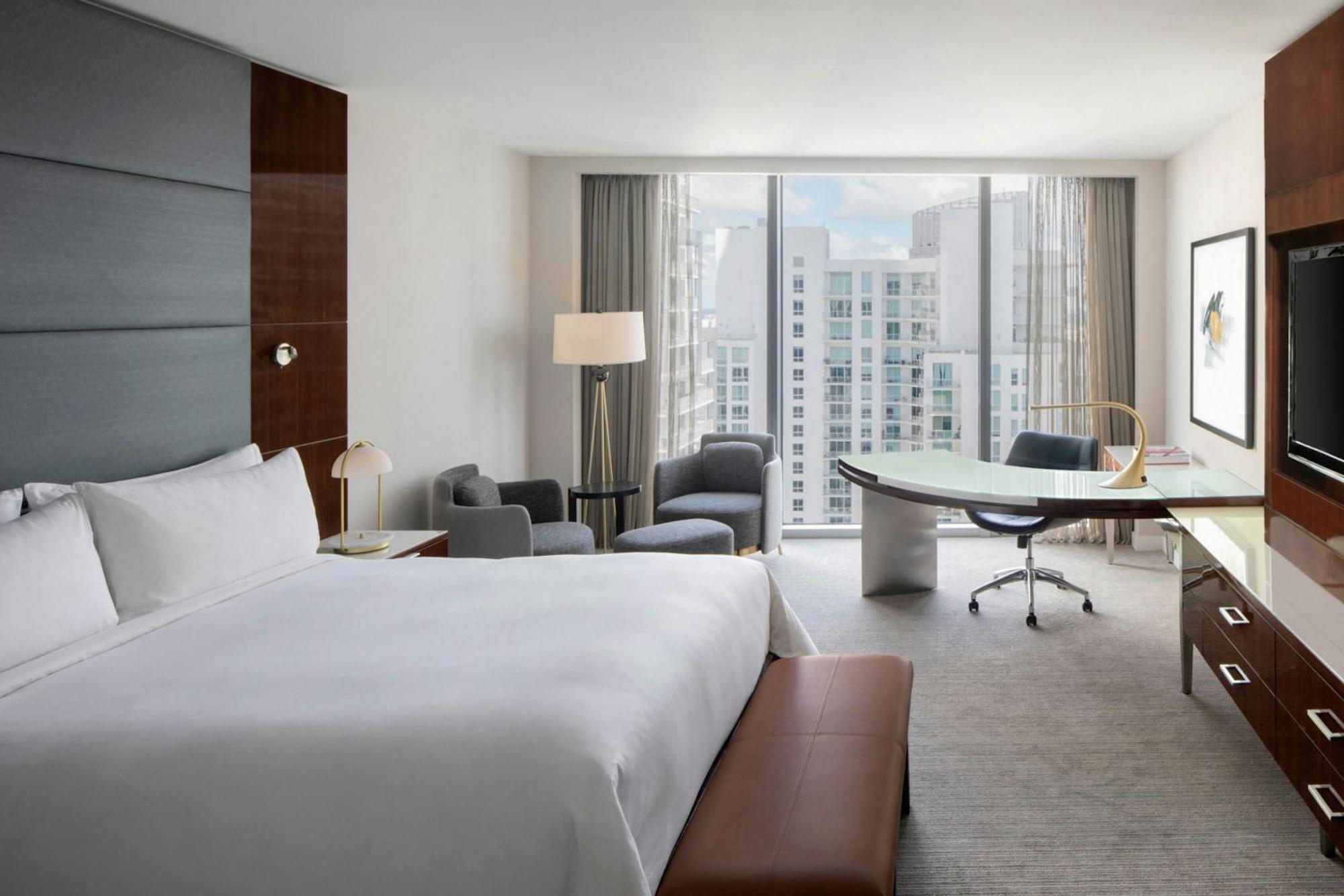 King or Double Room City View,1643153714:JPEG