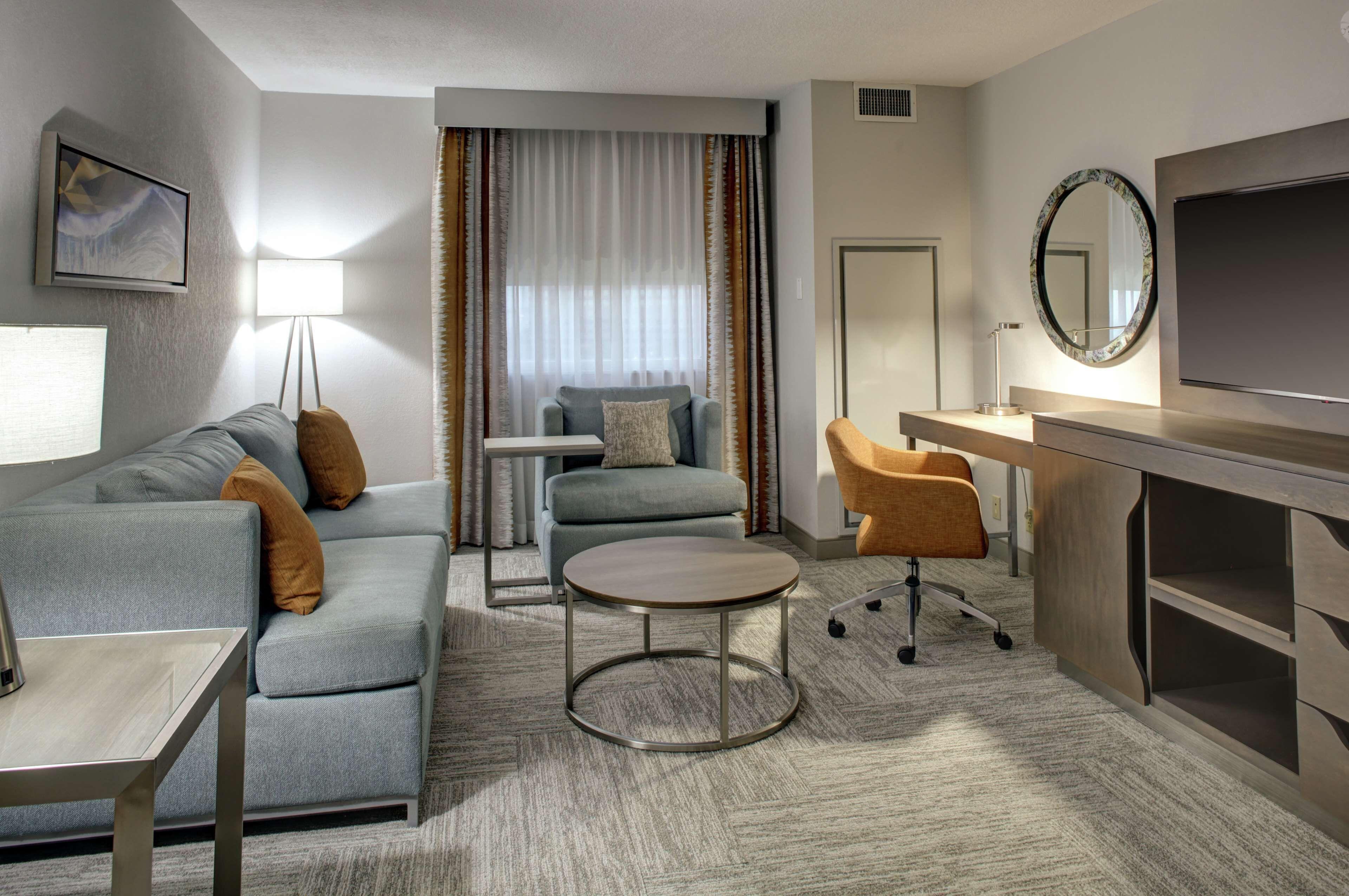 King Suite Non-Smoking