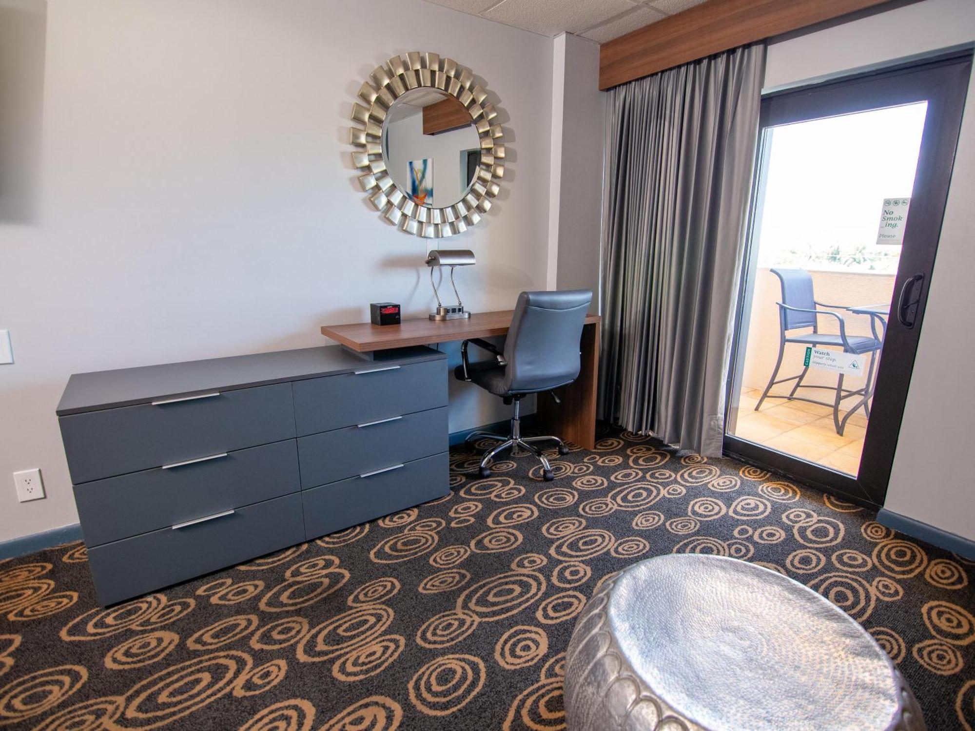 Junior Suite King