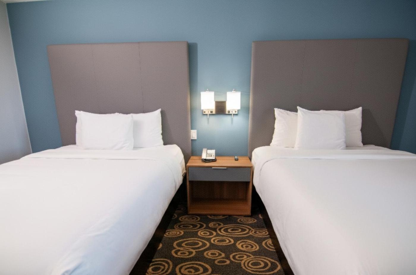 Queen Room Two Queen Beds