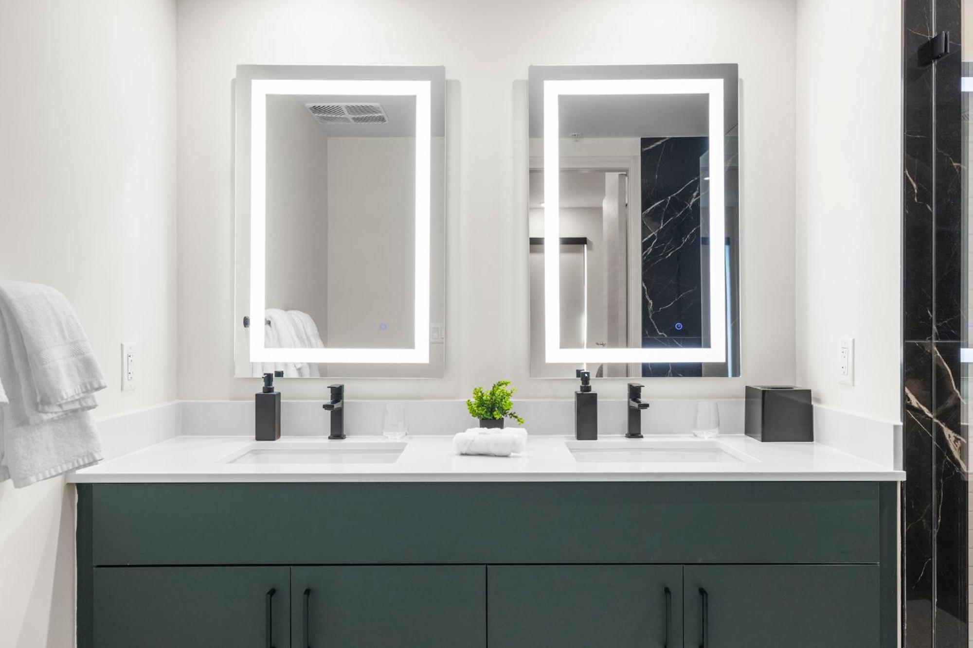 Two-Bedroom Deluxe Apartment