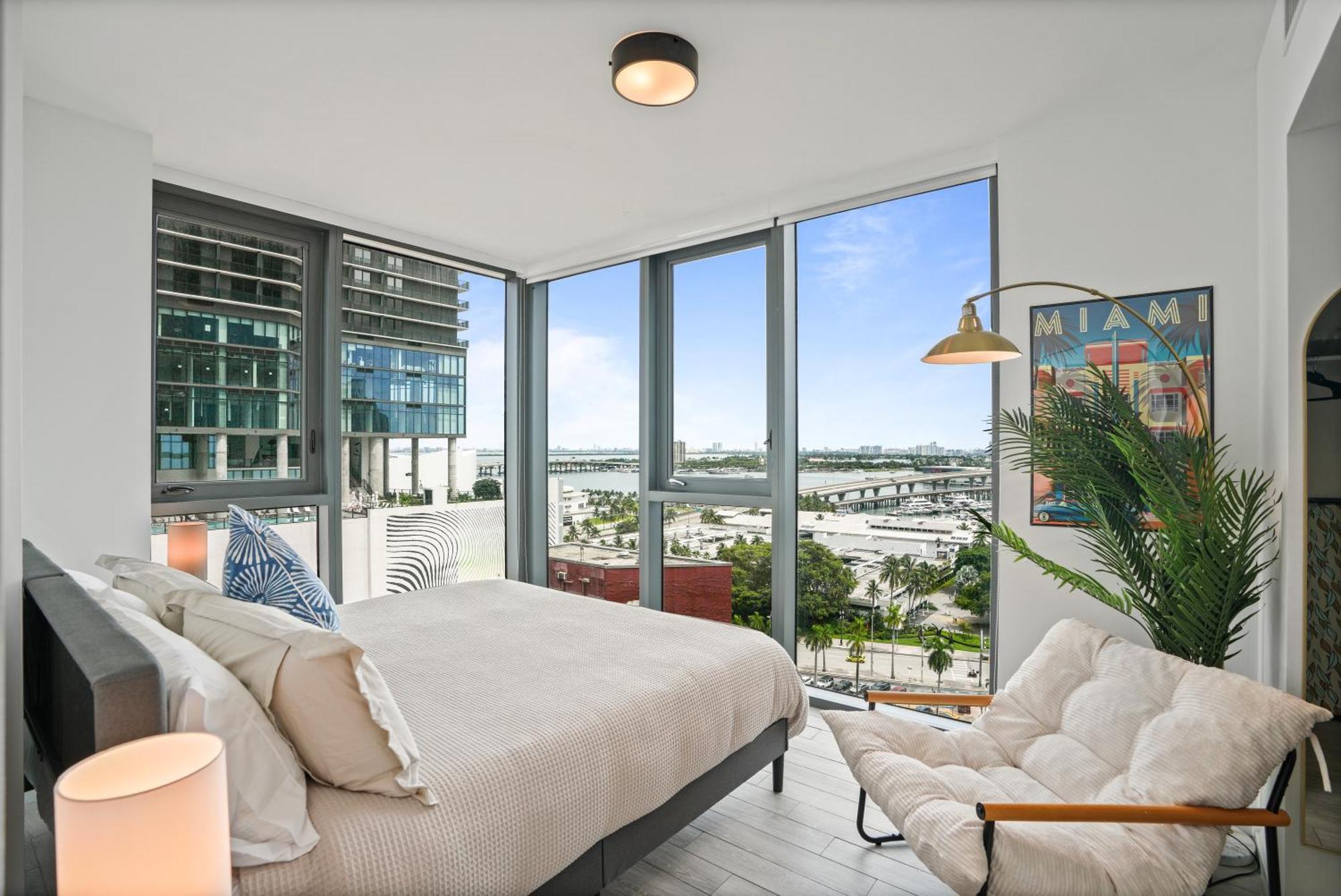 Two-Bedroom Deluxe Apartment Ocean View
