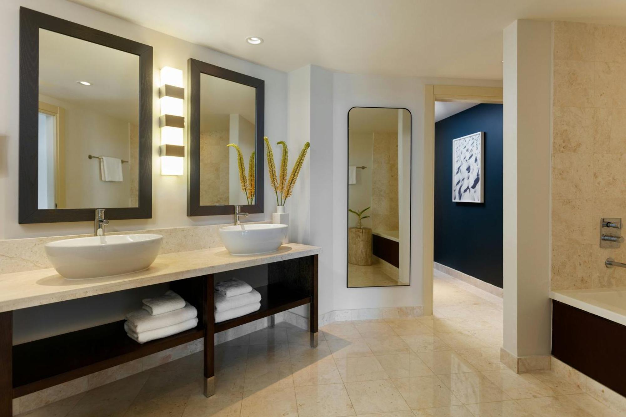 King Suite
