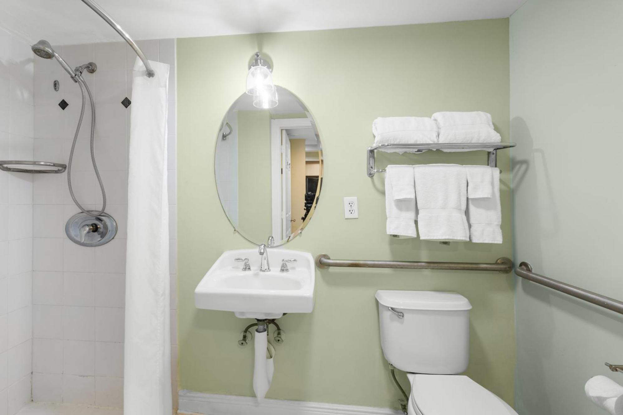 Queen Room Disability Access