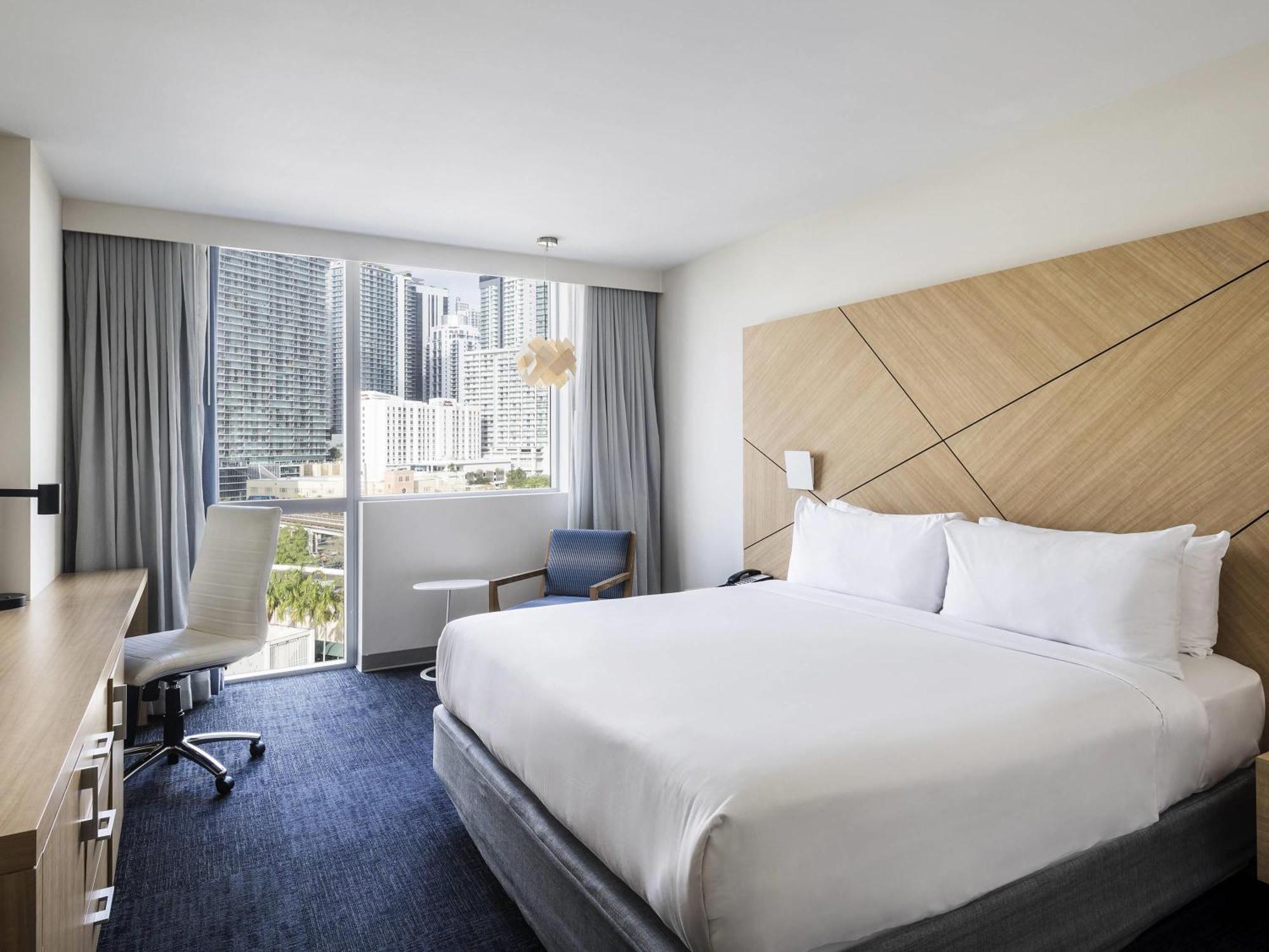 Superior King Room City Park View Hearing Accessible