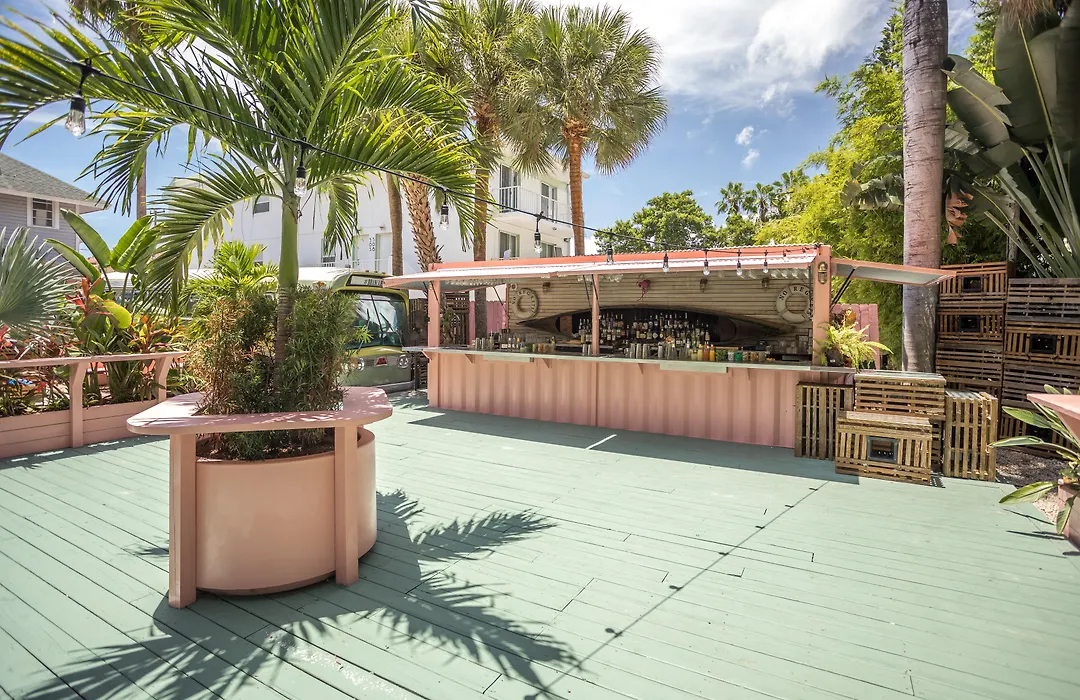 Miami River Inn by Renzzi-1