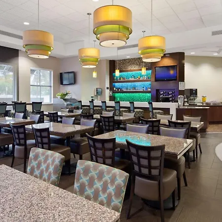 Best Western Plus Miami Intl Airport Hotel & Suites Coral Gables-3