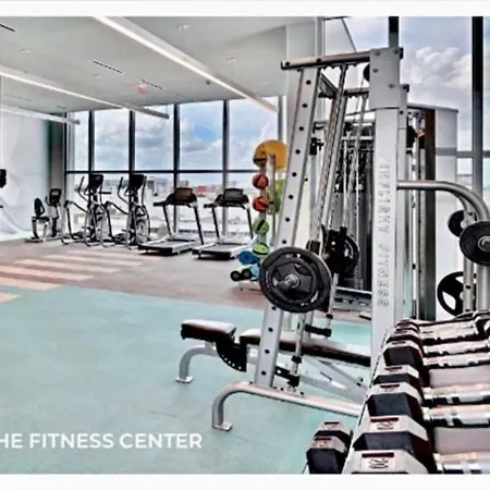 Sleek 2Bd 2Ba Condo In Miami Design District-3