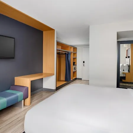 Aloft By Marriott Miami - Brickell-2