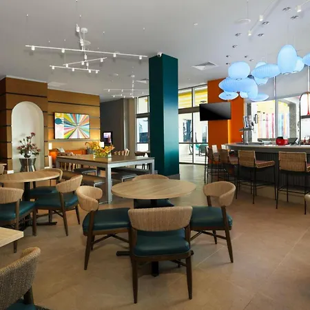 Hampton Inn & Suites By Hilton Miami Downtown/Brickell-3