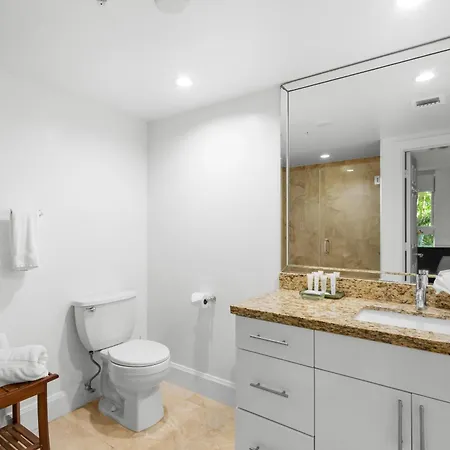 The Mutiny Luxury Suites Hotel-2