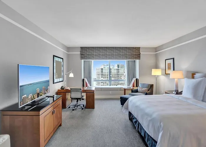 Four Seasons Hotel Miami