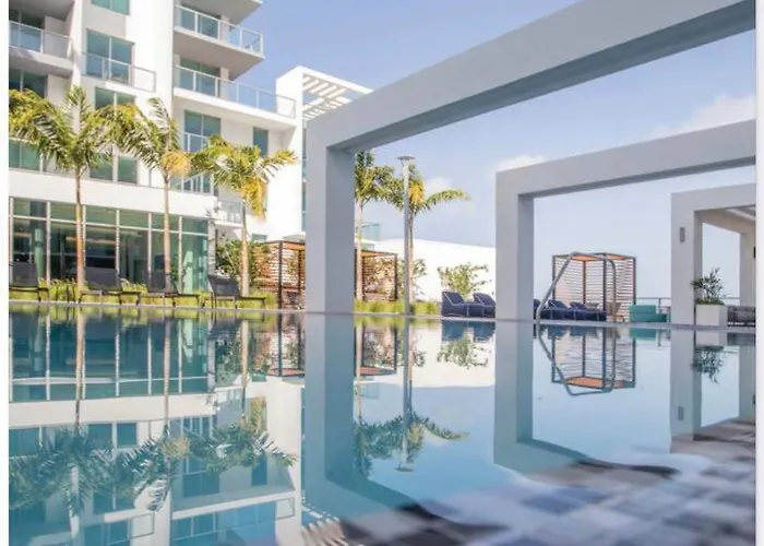 Sleek 2Bd 2Ba Condo In Miami Design District