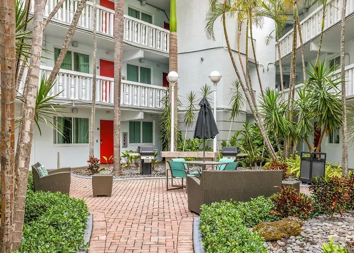 The Malone Aparthotel Miami