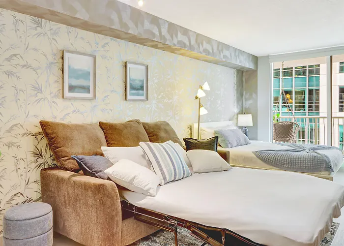 The Club At Brickell Bay Luxury Suites Miami