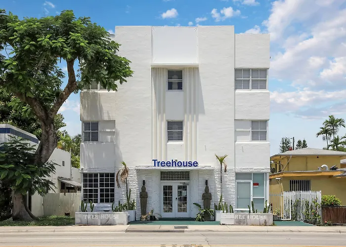Treehouse Hotel Miami