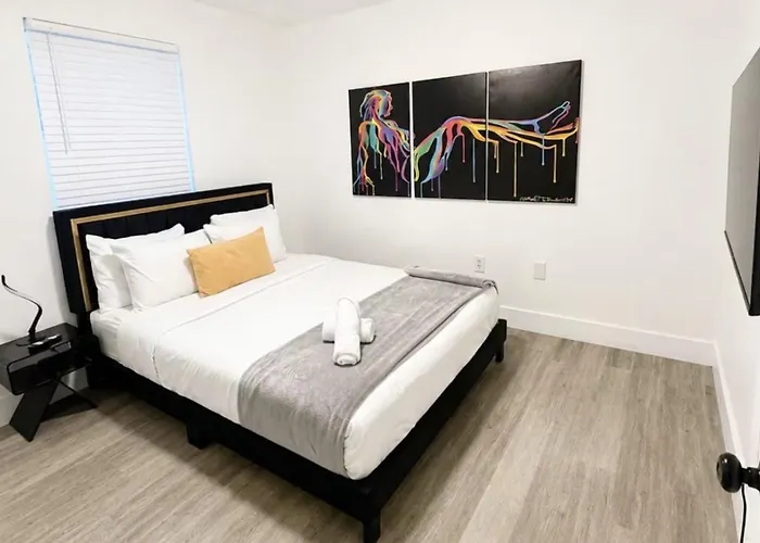 Ecostays Comfort Apartment Near Miami Airport 308